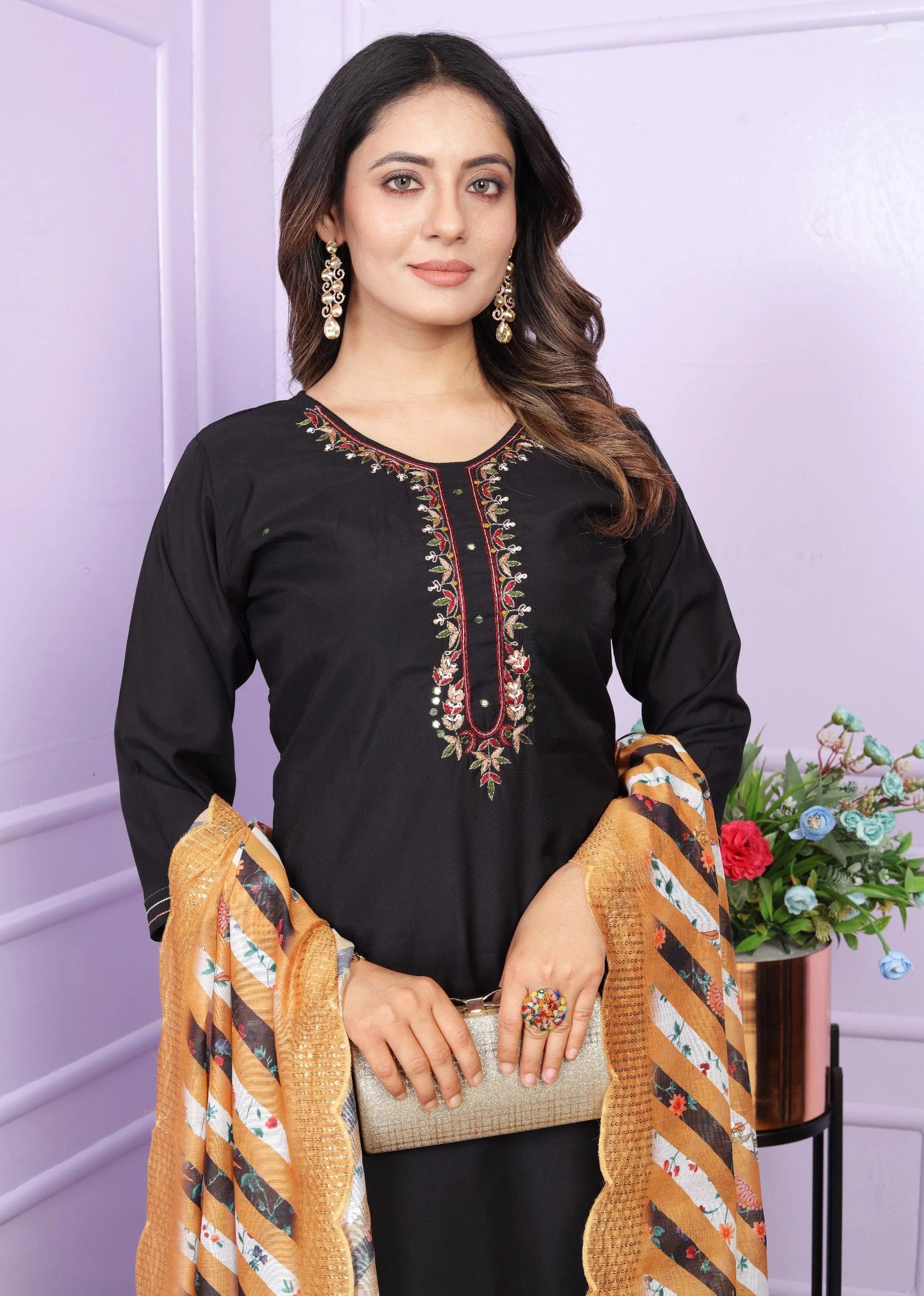 Round Neck Black Color Kurti Set With Mustard Leheriya Dupatta