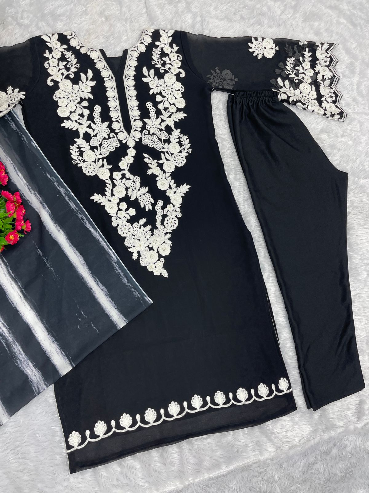 Chine Sequence Black Color Work Kurti Set