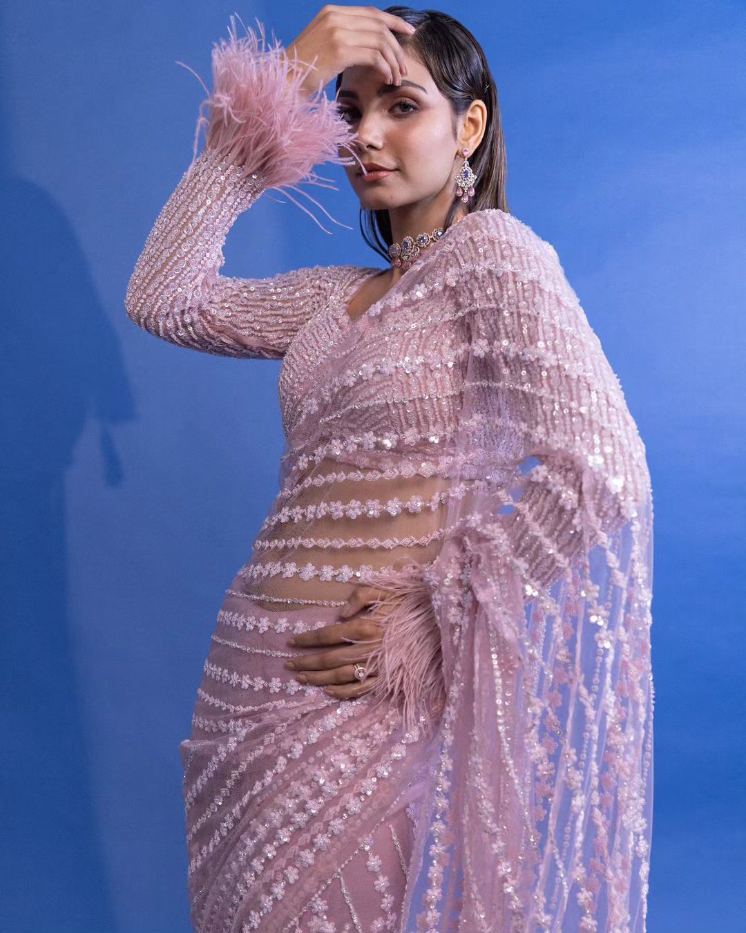Feather Lace In Pallu Border Light Pink Color Saree