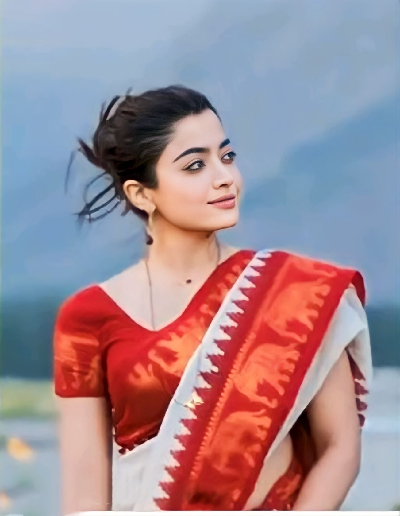 Rashmika Mandanna White Color Lichi Silk Saree