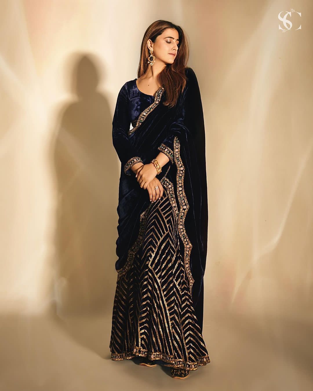 Glorious  Black Color Velvet Sequence Embroidered Work Plazo