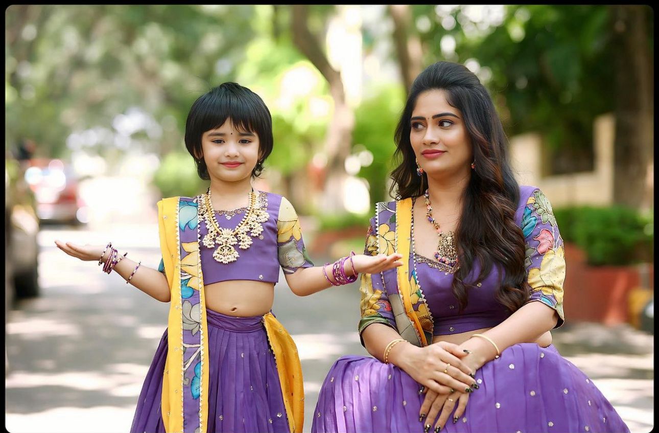 Traditional Wear Purple Mother And Daughter Lehenga Choli