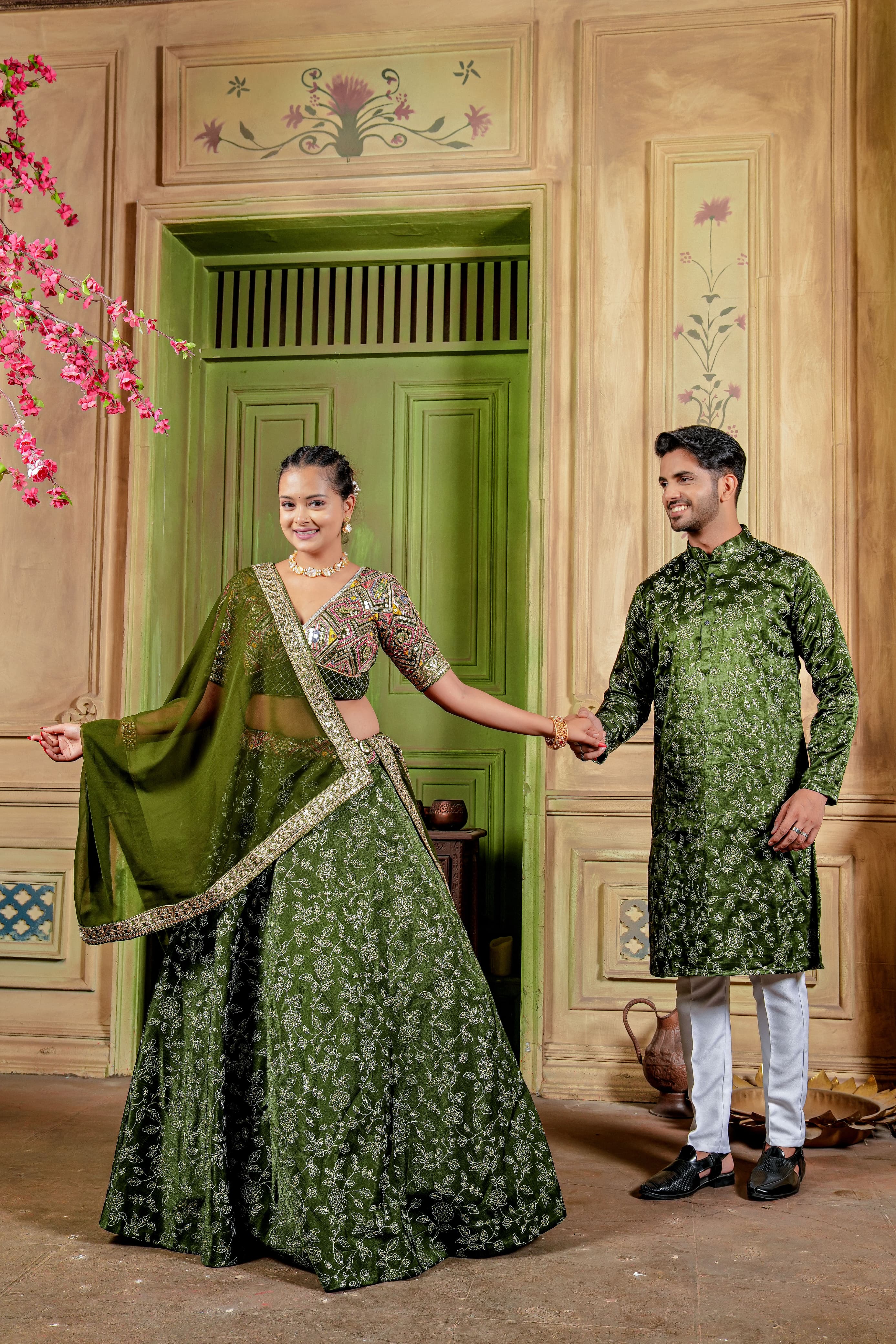 Green dress for mehndi function hotsell