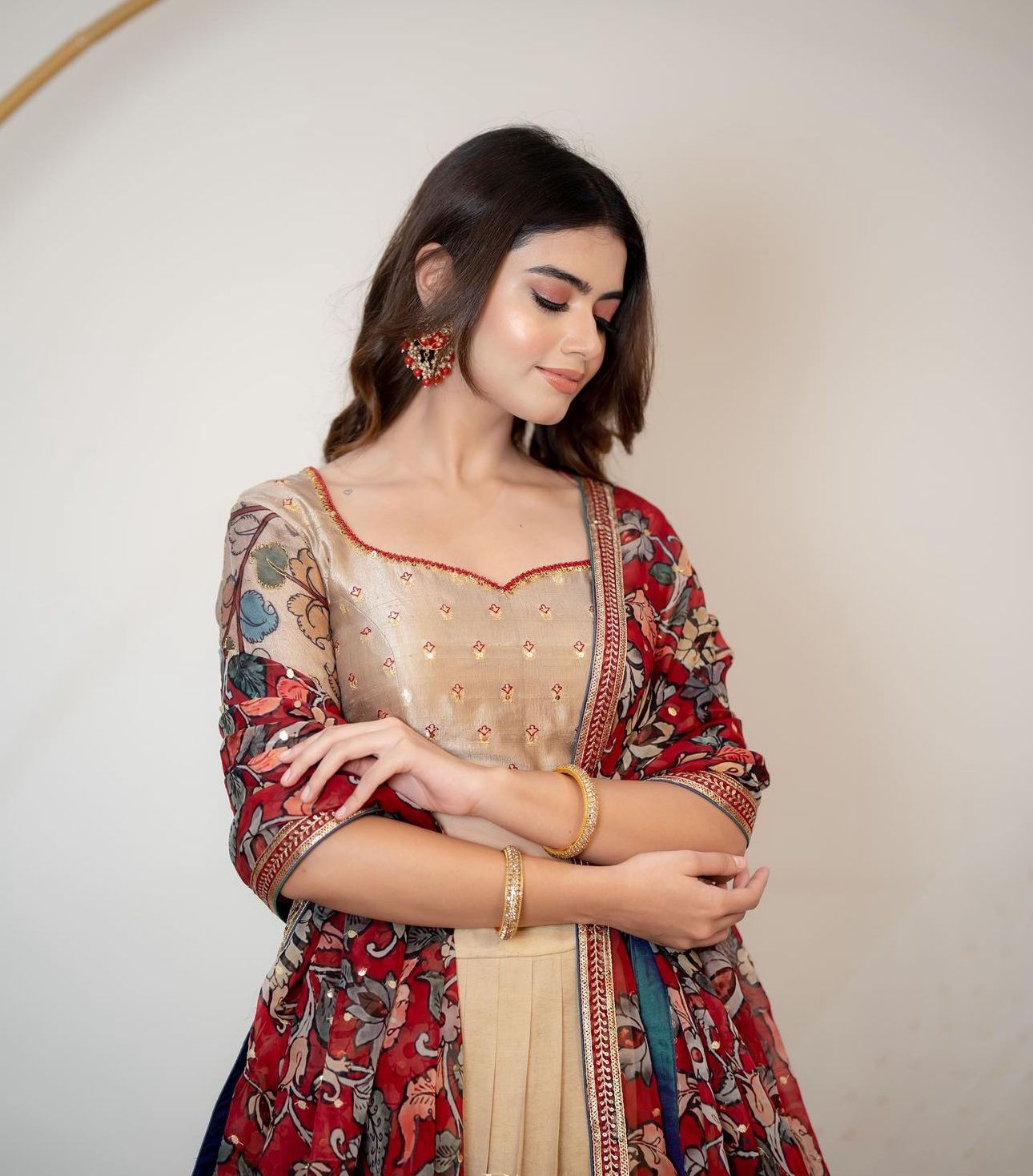 Elegant Kalamkari Print Cream Color Lehenga Choli