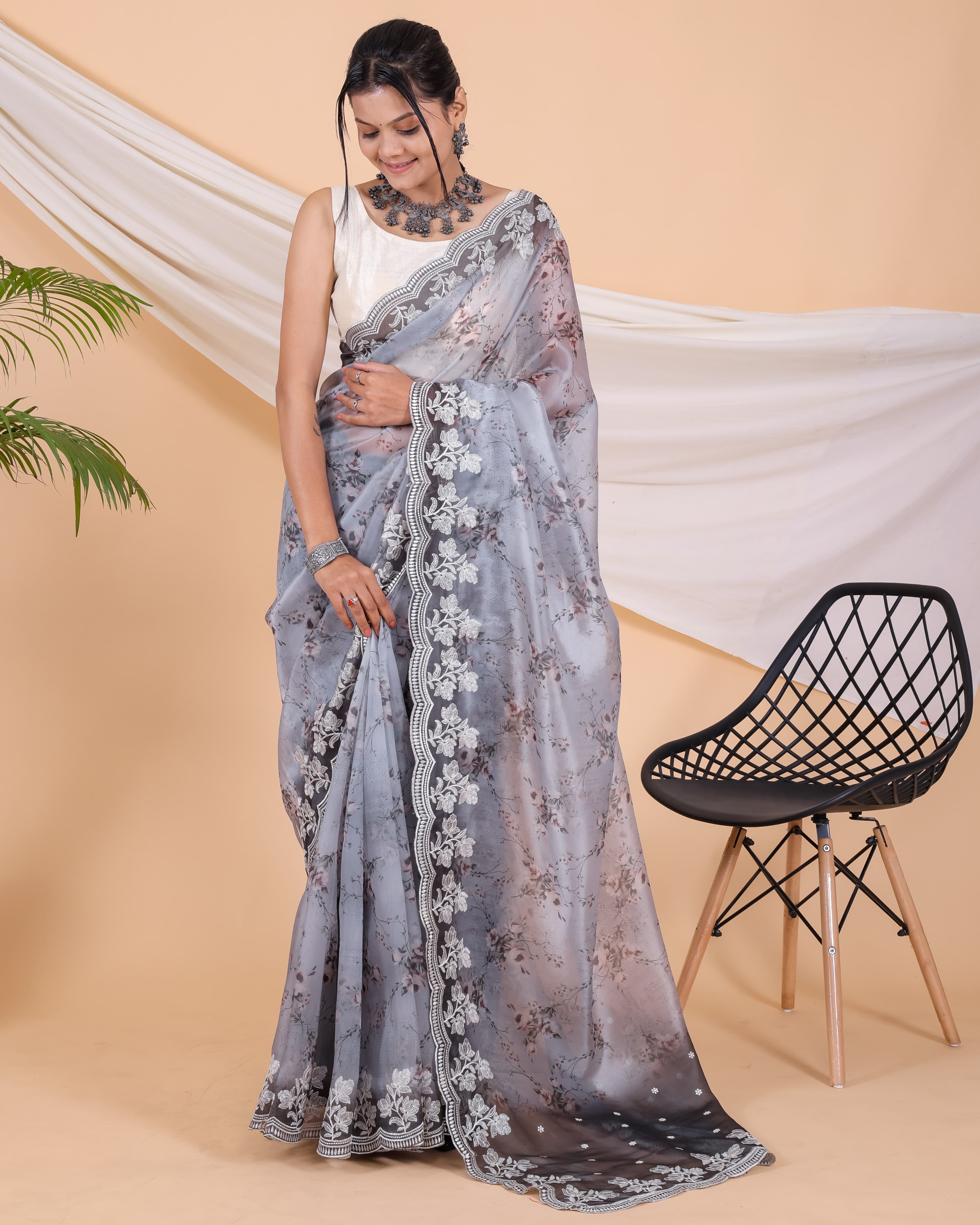 Gorgeous Floral Print With Thread Work Grey Saree