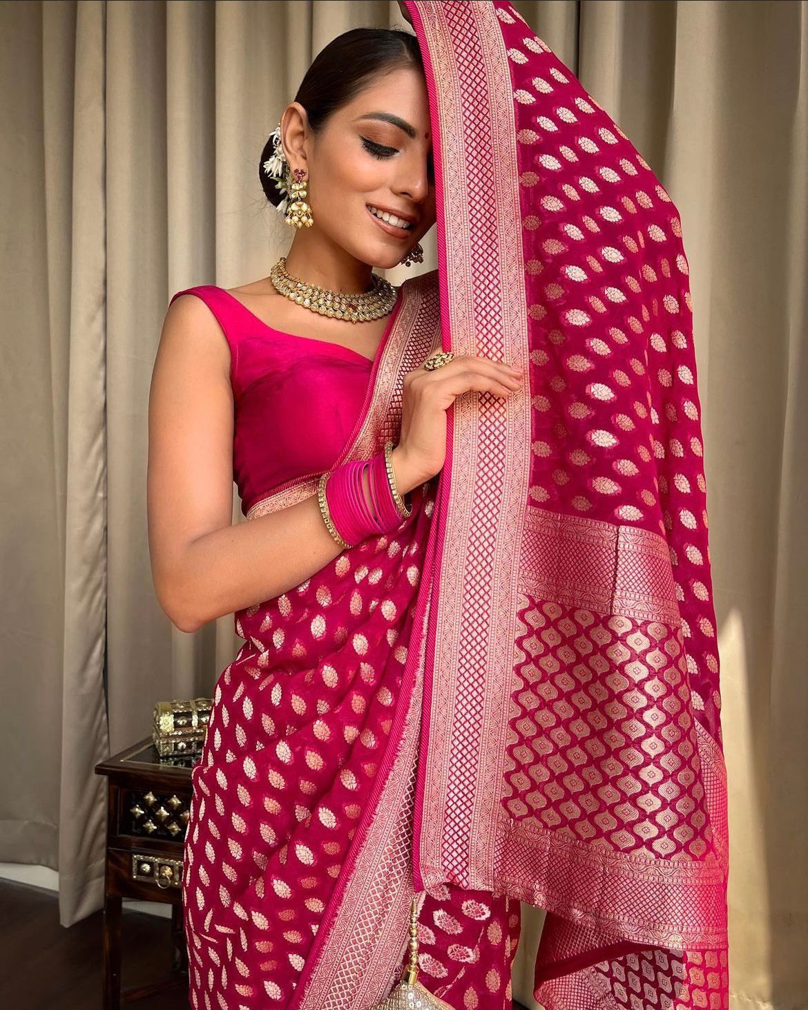 BEAUTIFUL PINK COLOR RICH PALLU JACQUARD WORK  SAREE.