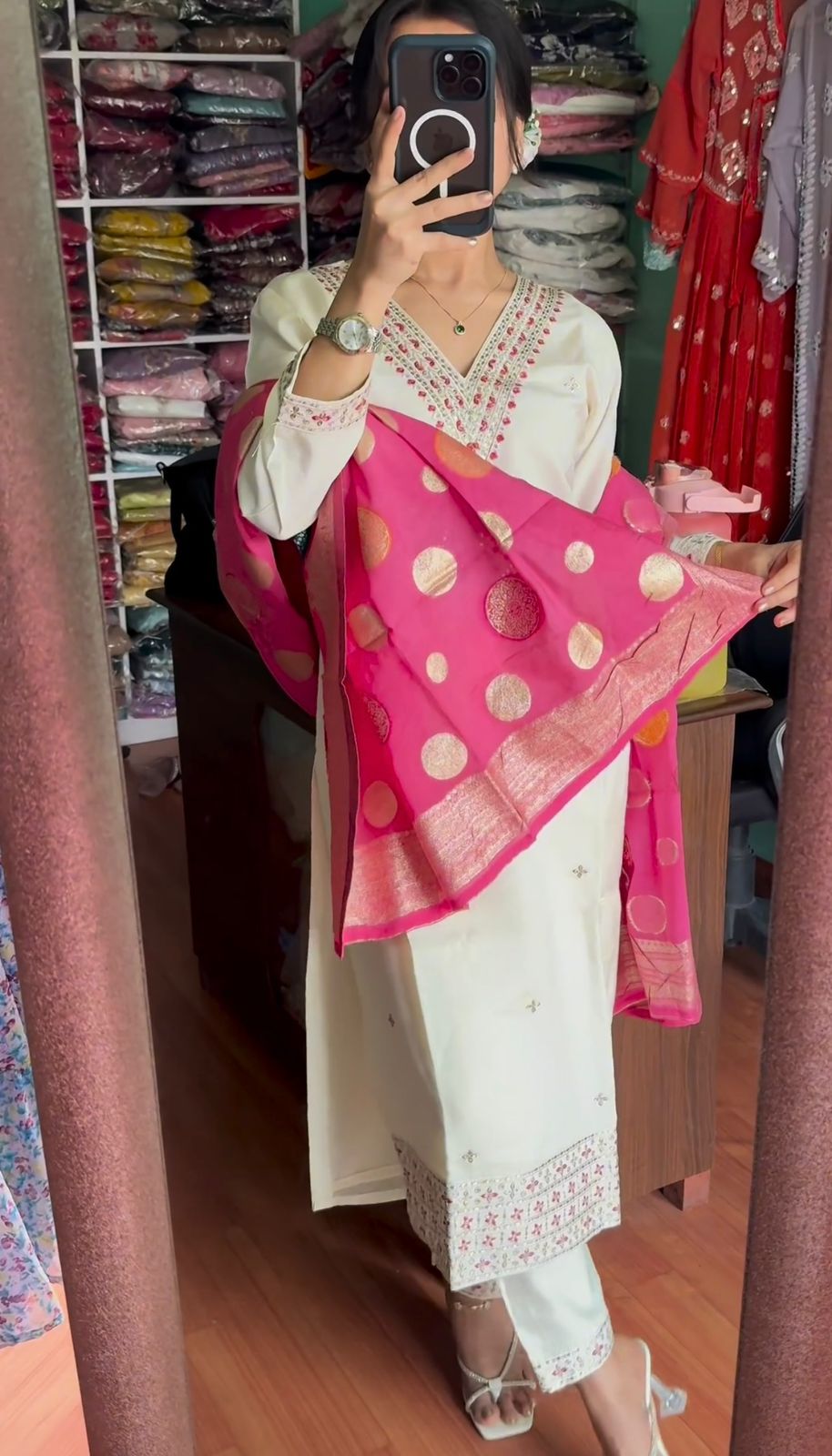 Innovative White Salwar Suit With Jacquard Dupatta