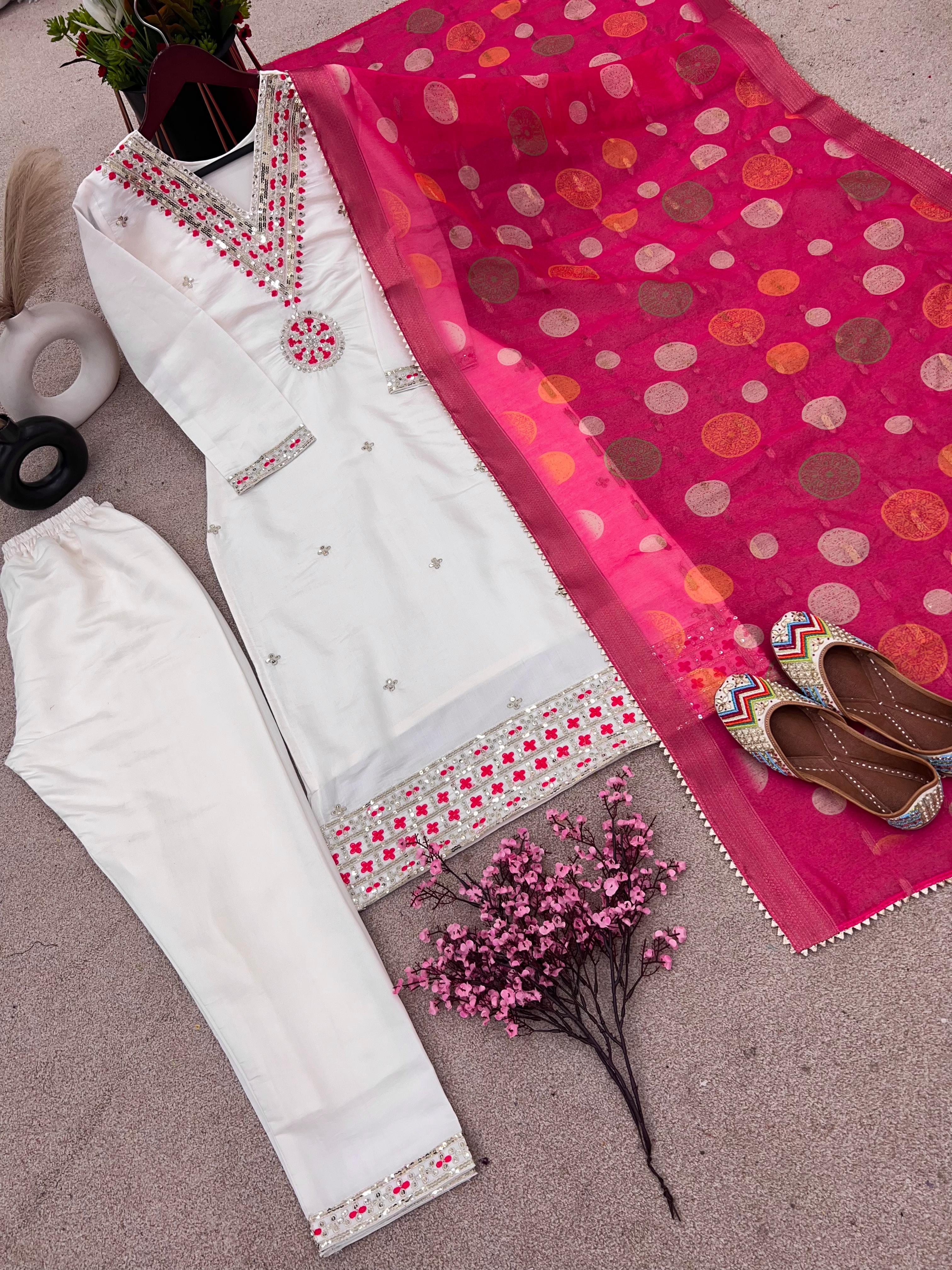 Innovative White Salwar Suit With Jacquard Dupatta