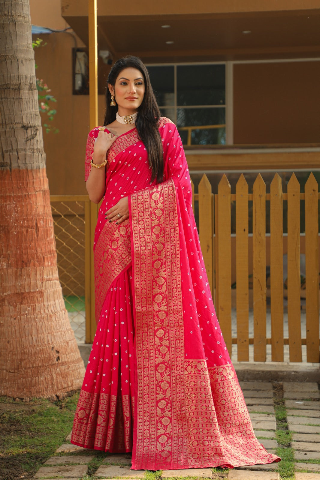 Pink Color Beautiful Bandhani Print Kanjivaram Silk Saree