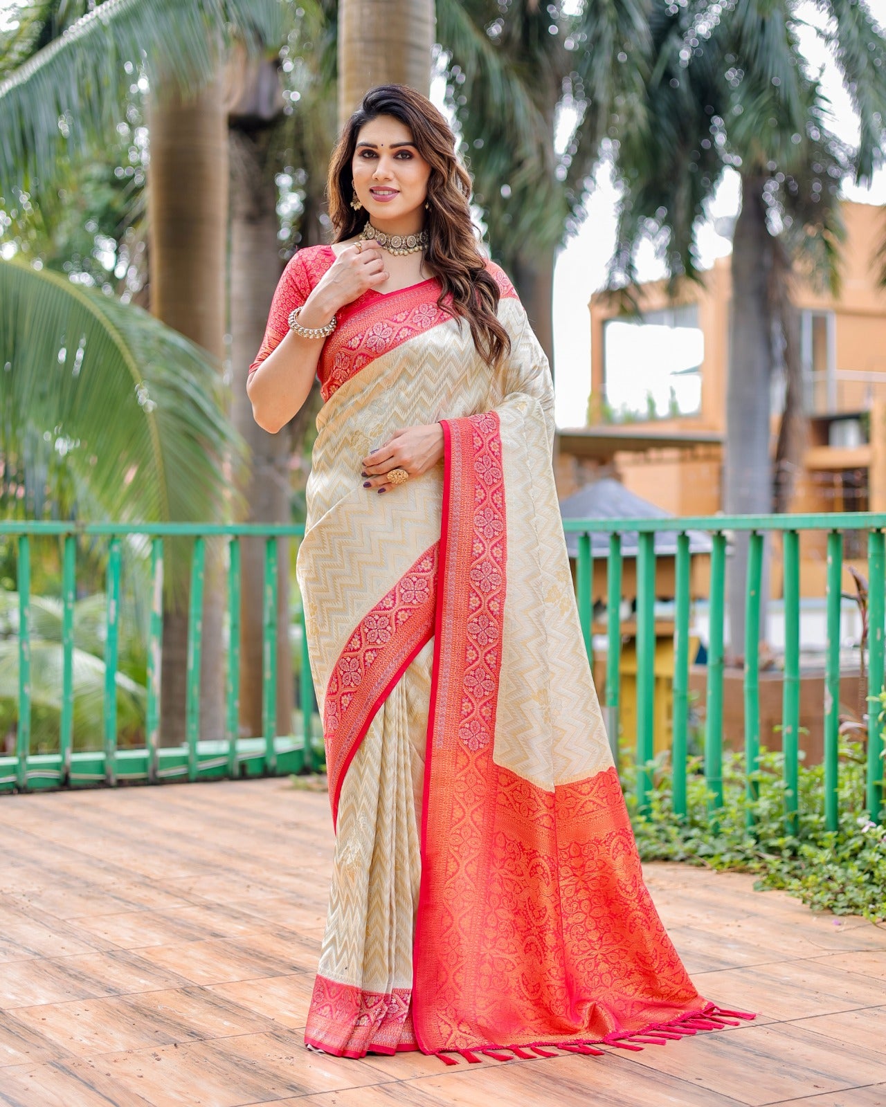 Zig Zag Print Red Border With Cream Kanjivaram Silk Saree