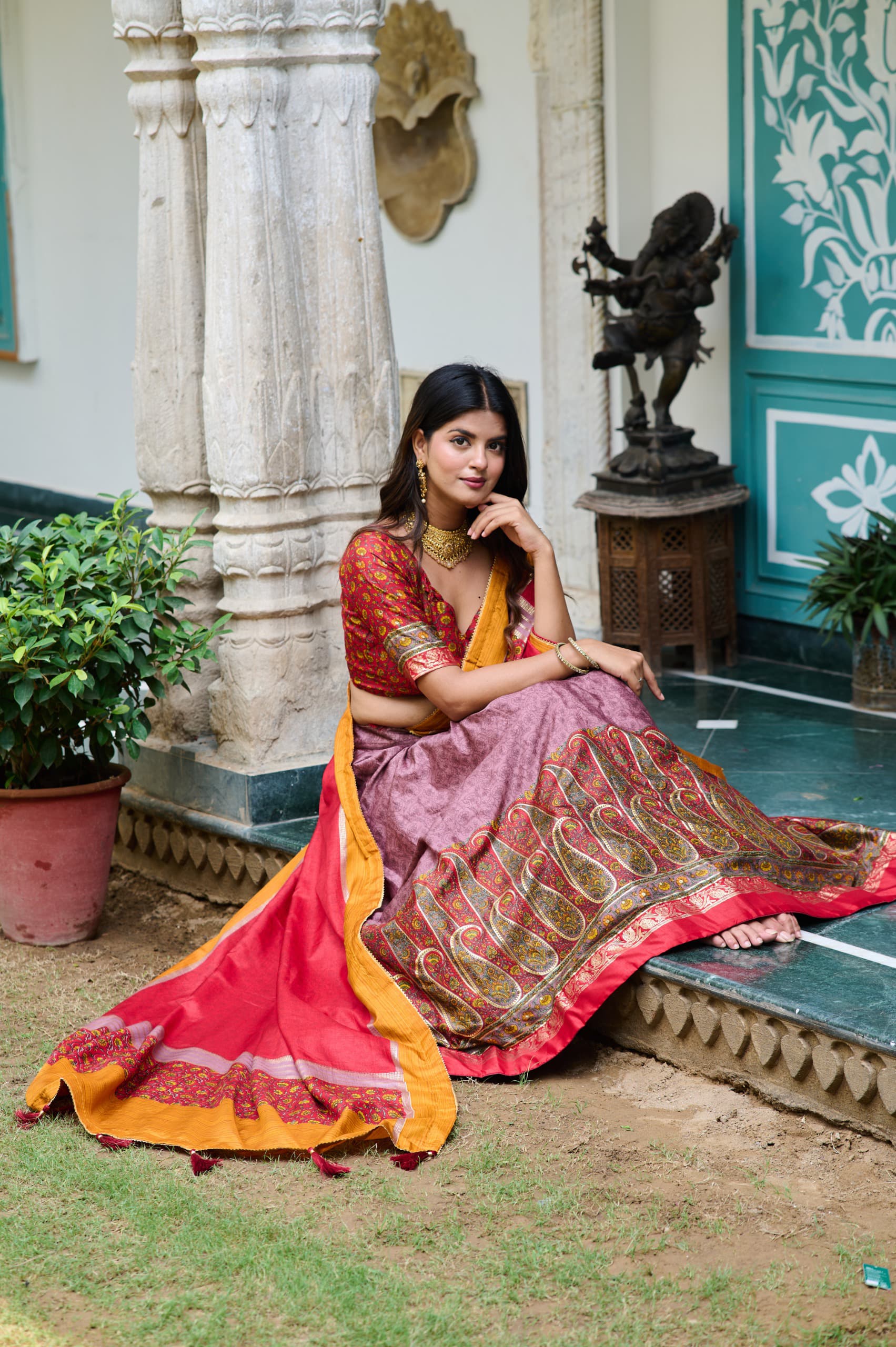 Captivating Kashmiri Print Dusty Pink Color Lehenga Choli