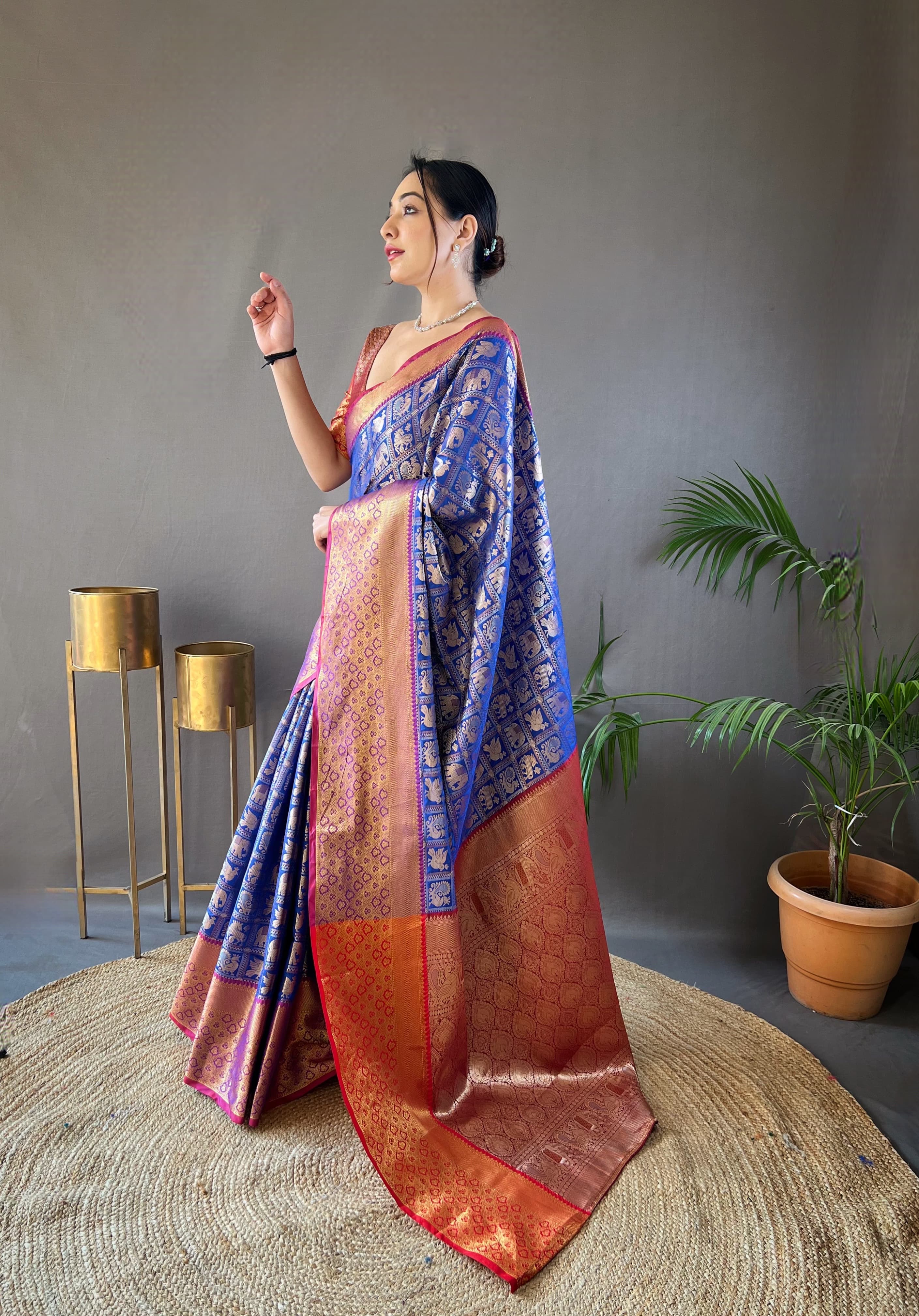 Function Wear Blue Color Contrast Weaving Pallu Silk Saree