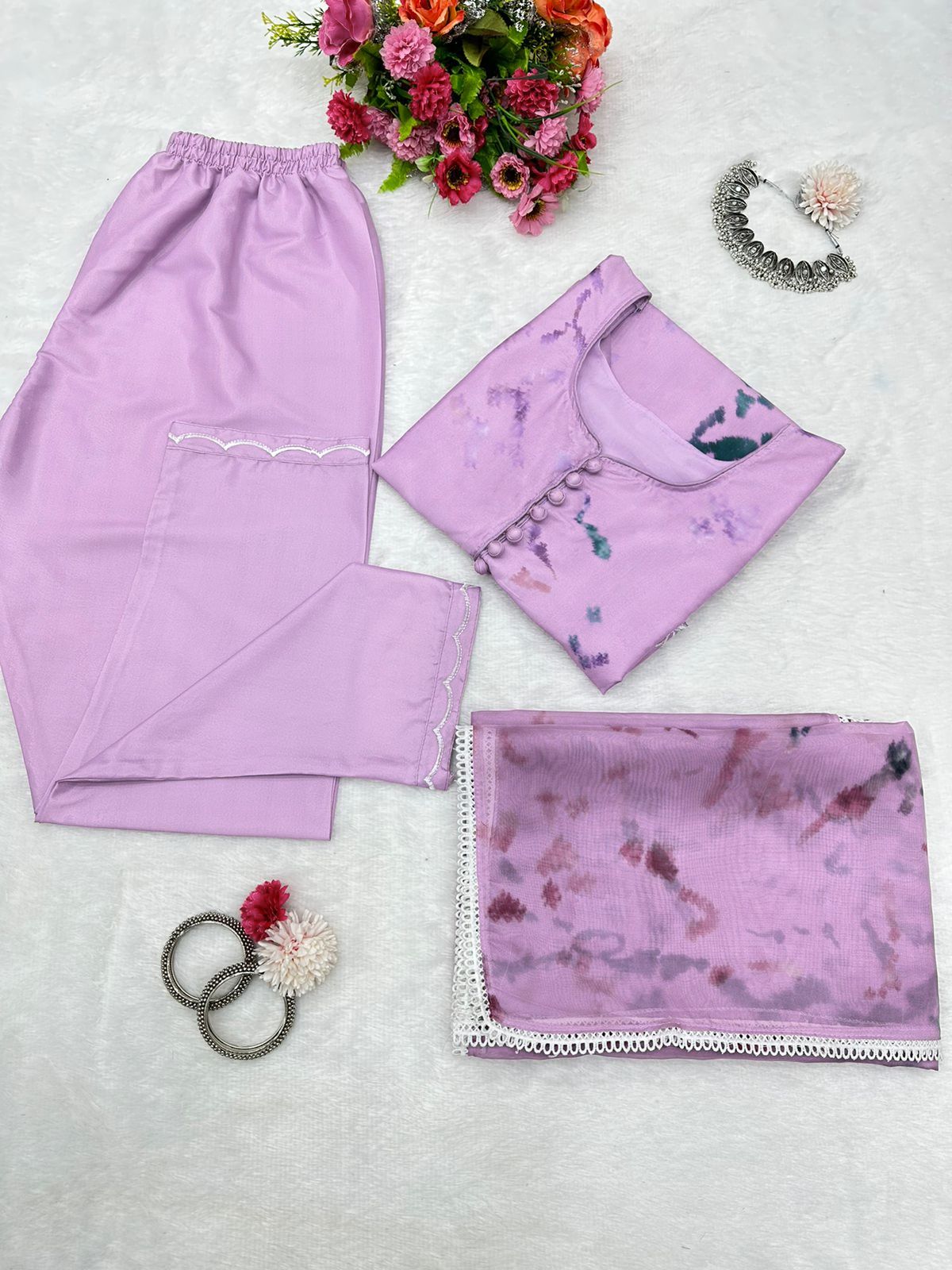 Admiring Lavender Color Digital Print Salwar Suit