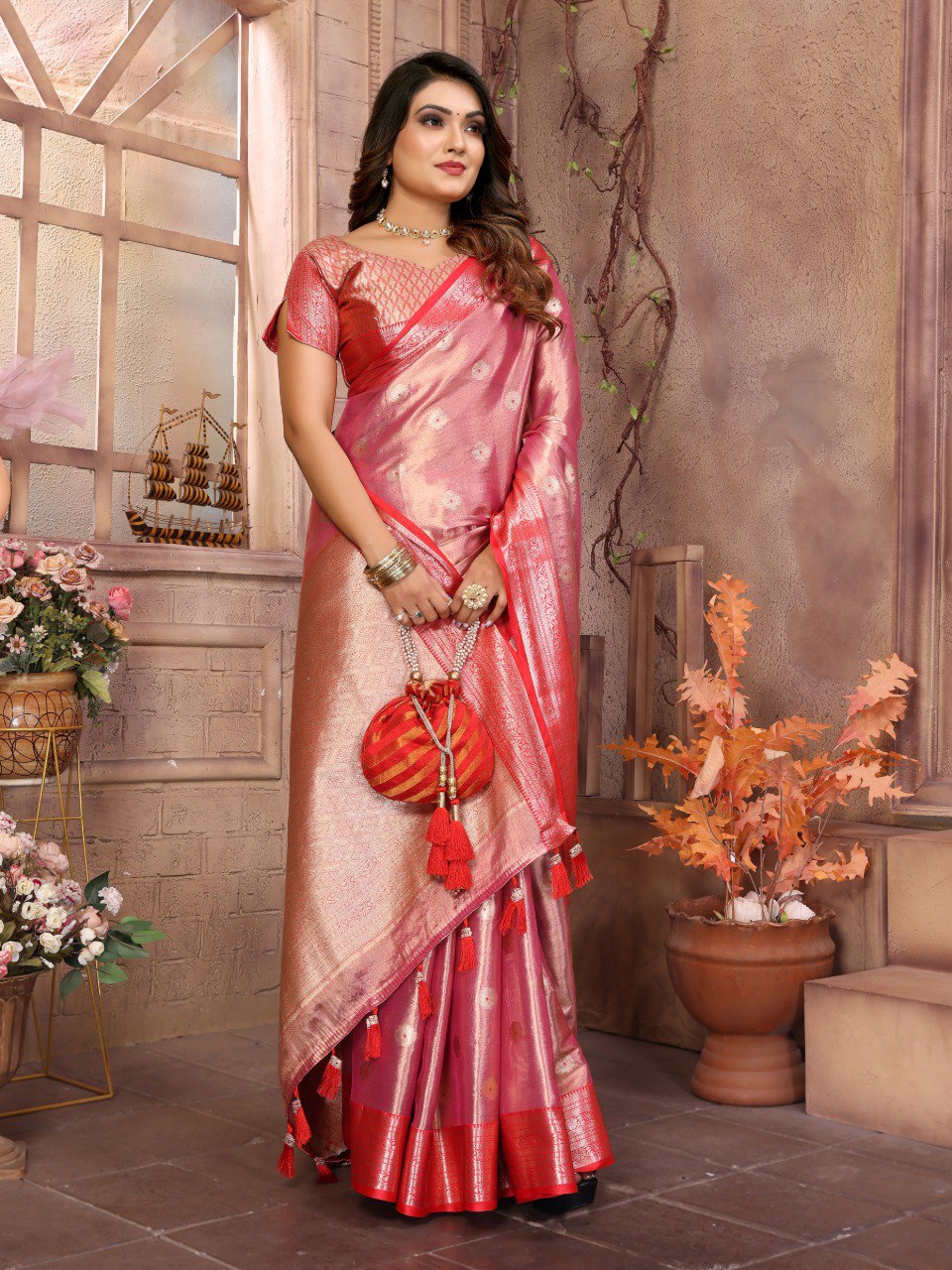 Pattern Wedding & Party Wear Tissue Silk Light Pink Color Saree