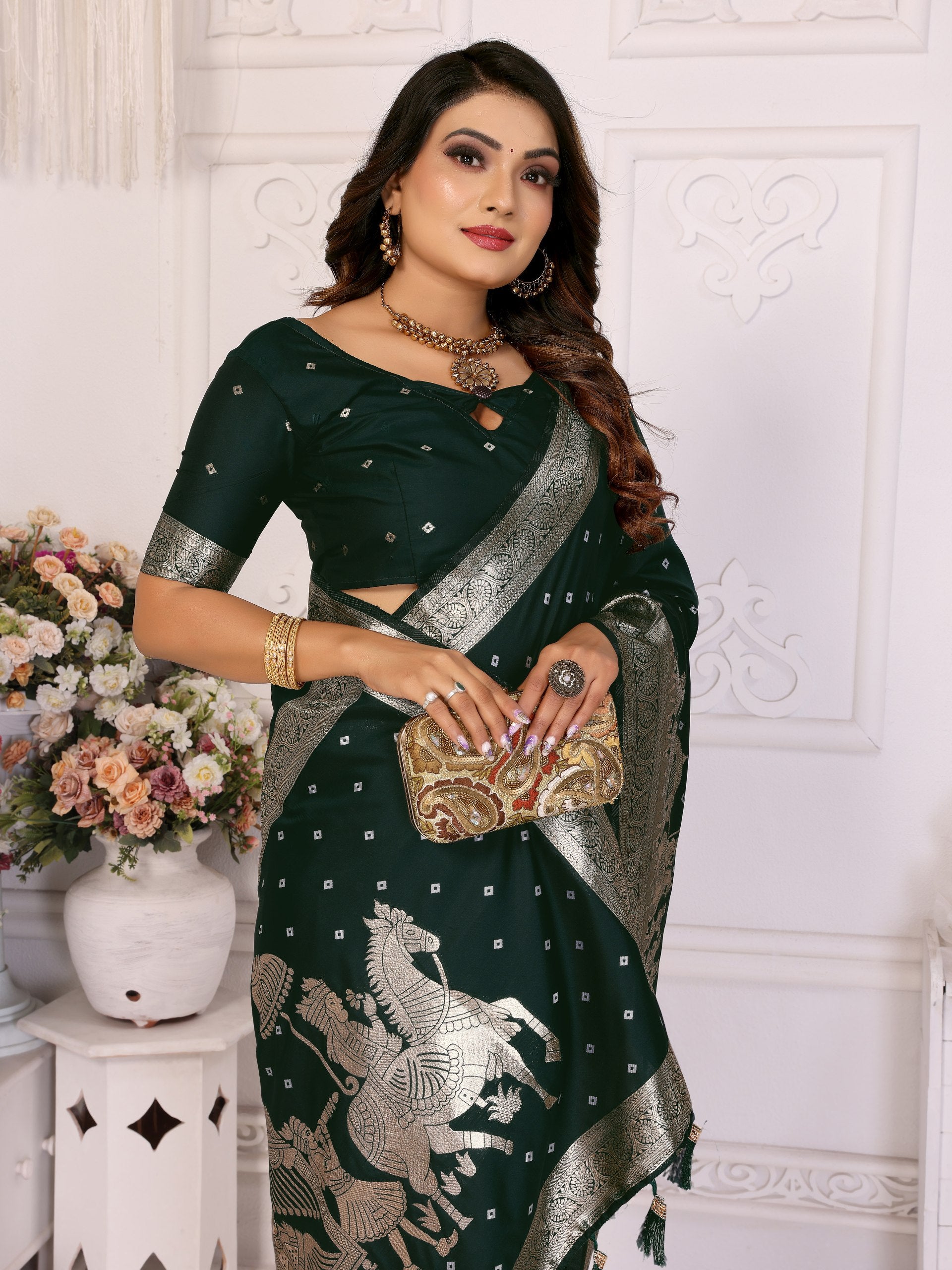 Pattern Wedding & Party Wear Kochi Green Color Saree