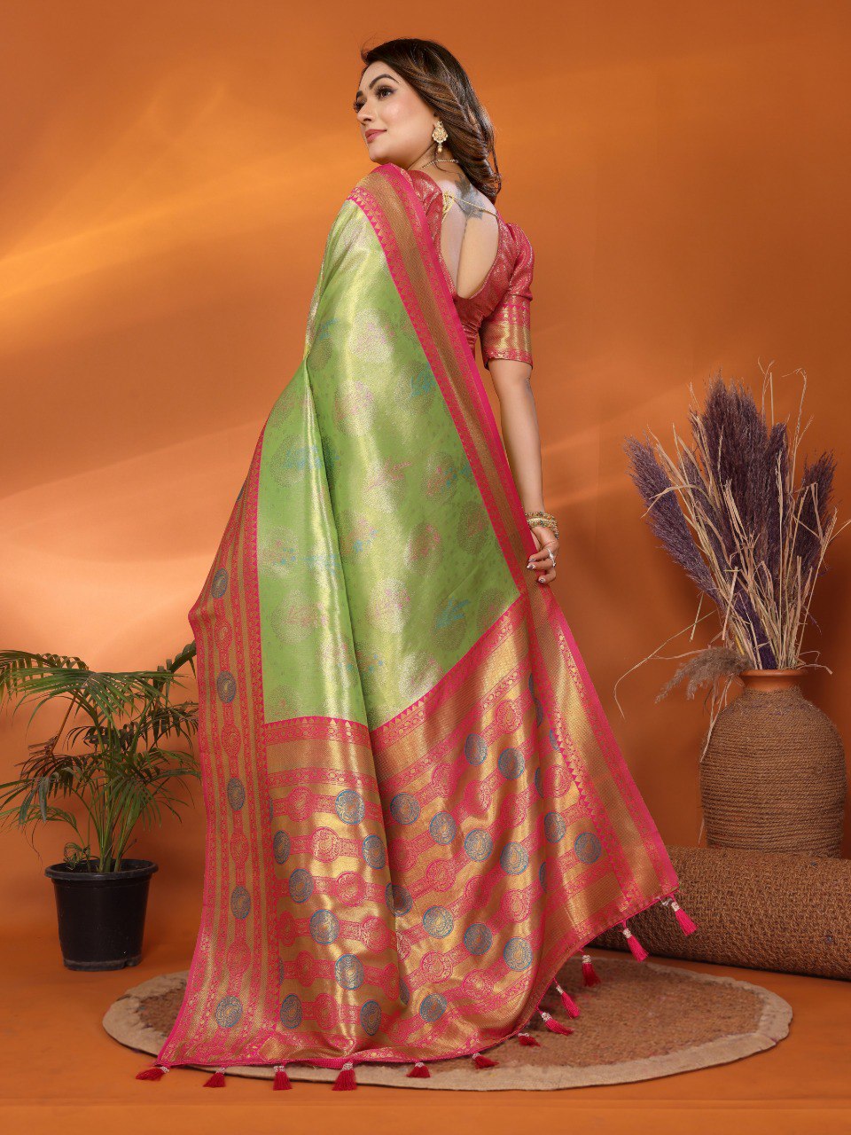 Presenting Paithani Banarasi Silk Perrot & Pink Color Saree