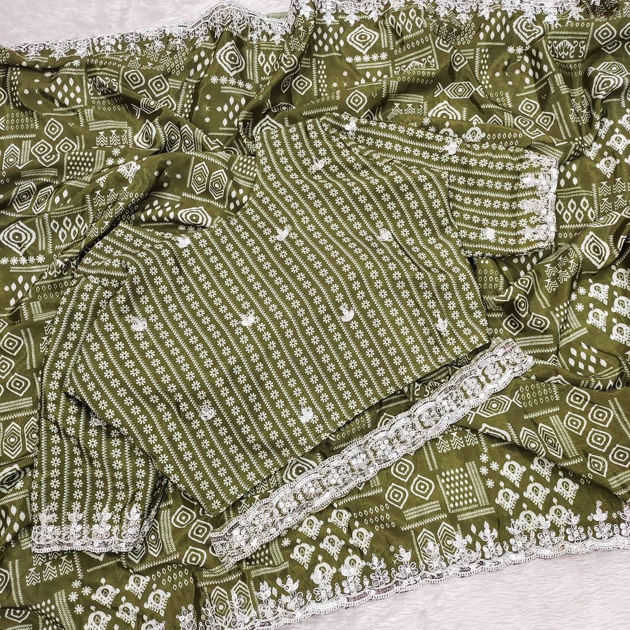 Flattering Digital Prints Green Saree