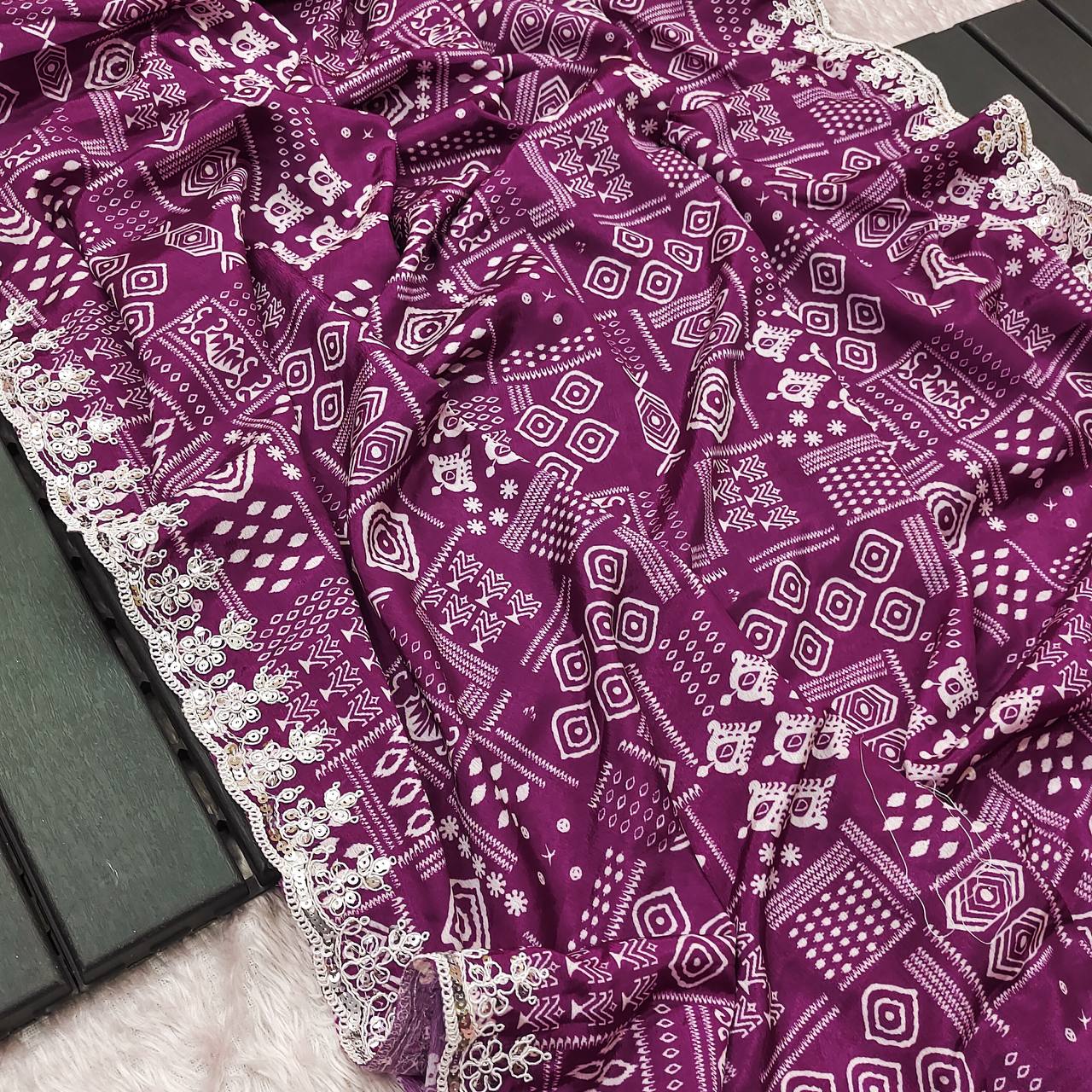Flattering Digital Prints Wine Saree