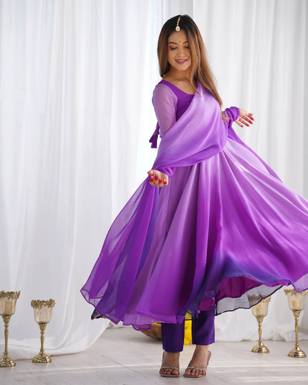 Elegant Georgette Purple Color Anarkali Suit