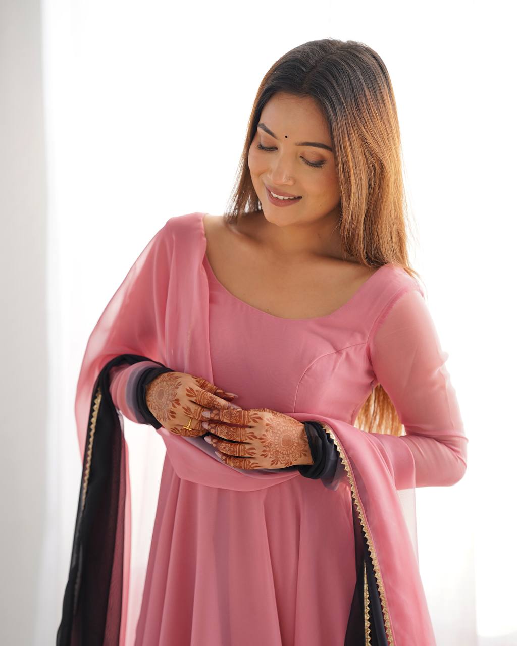 Elegant Georgette Onion Pink Color Anarkali Suit