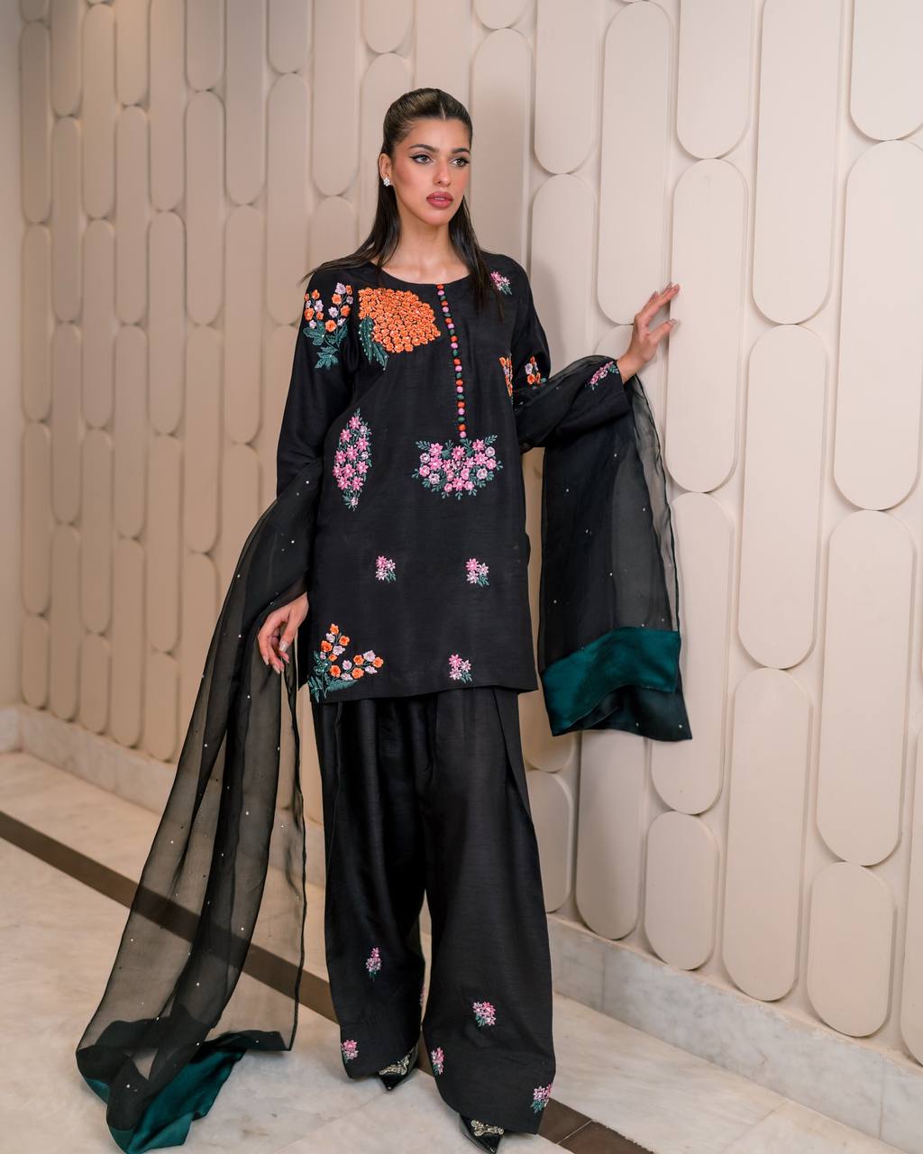 Black Color Flower Printed Stunning Salwar Suit