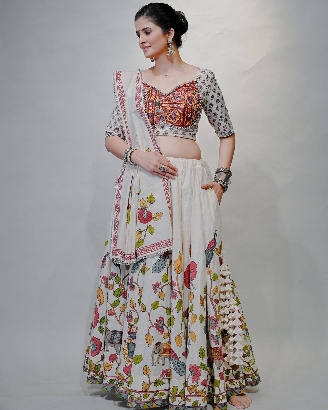 White Color Gamathi Work Navratri Lehenga Choli