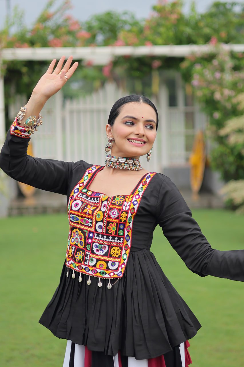 Navratri Special Attractive Black & White Color Top With Lehenga