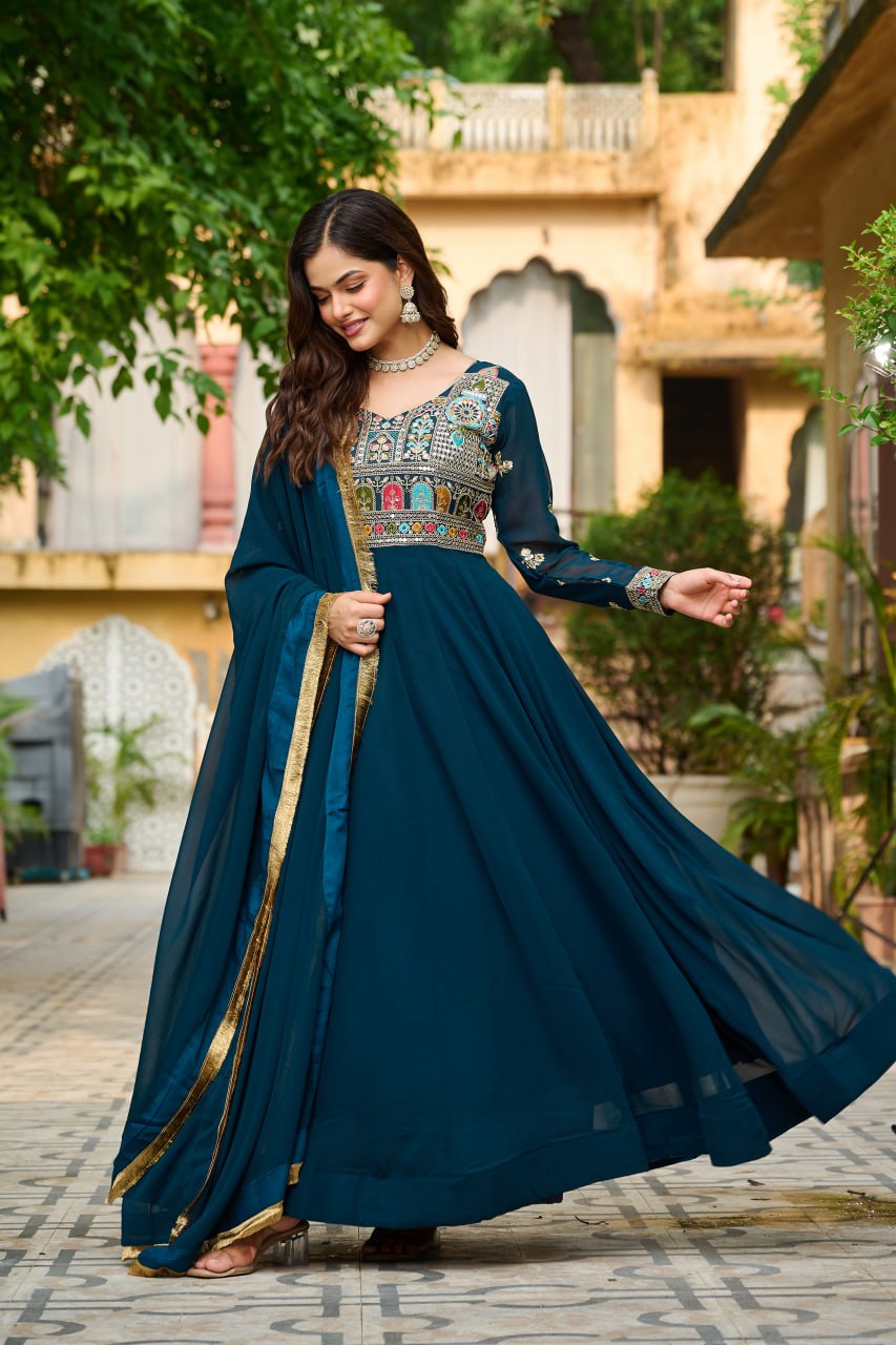 Multi Thread Work Rama Color Exclusive Gown