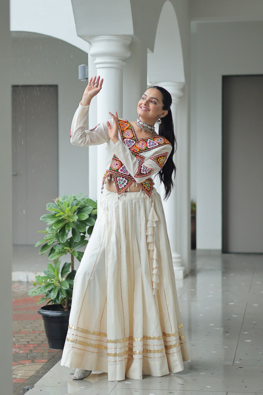 White Color Kutchi Gamthi Work Navratri Lehenga Choli