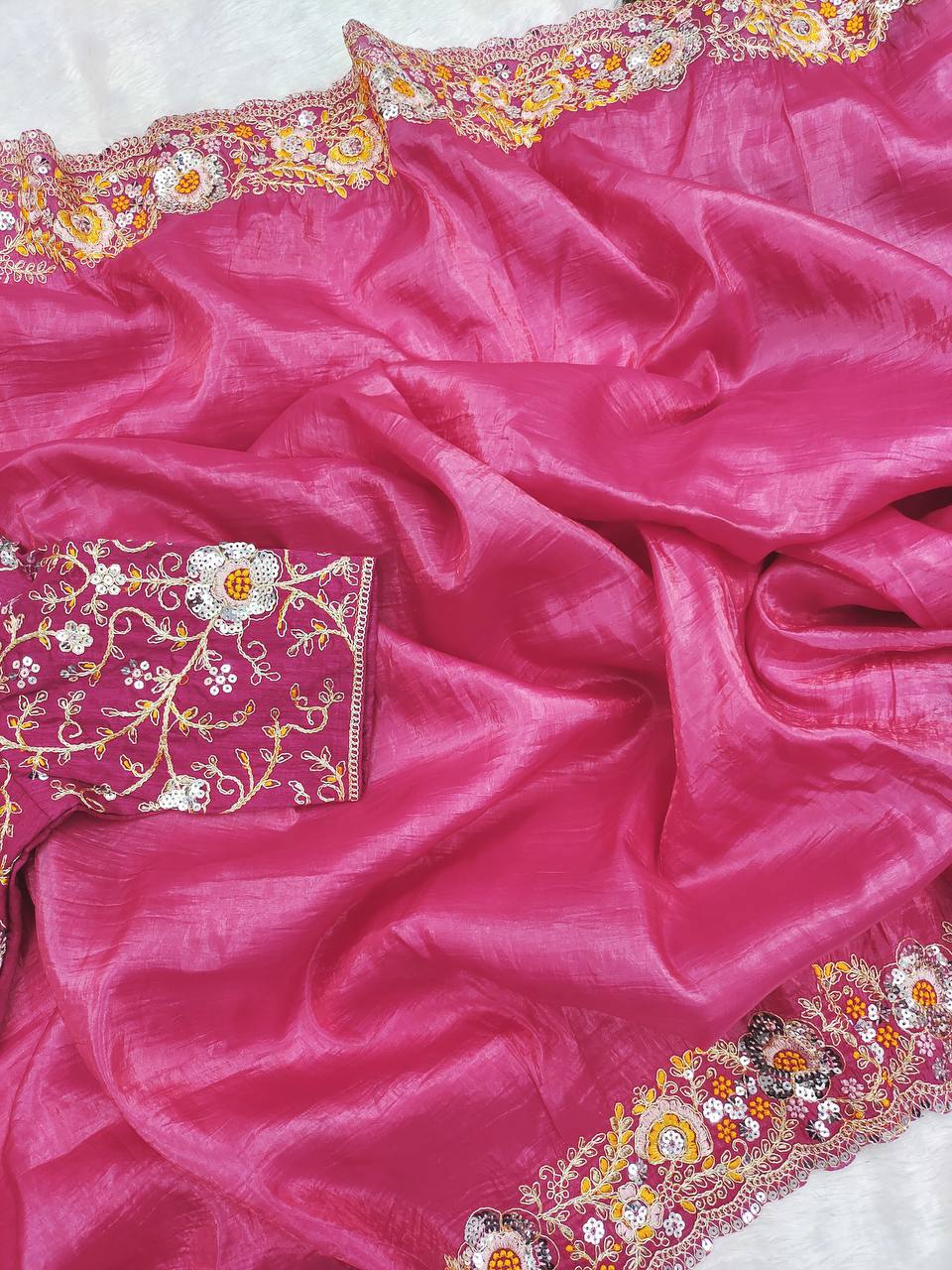 Ravishing Gold Crush Embroidery Work Saree