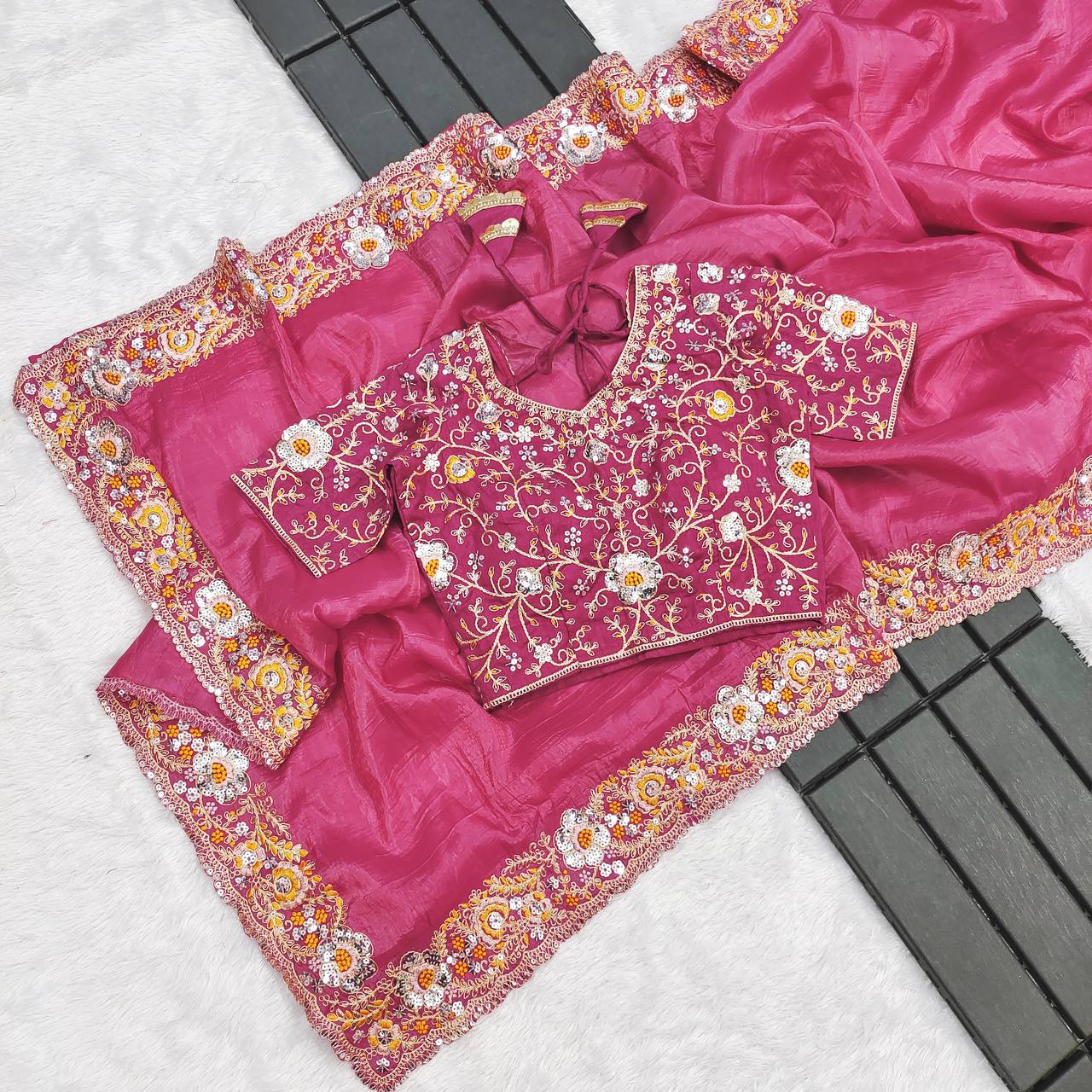 Ravishing Gold Crush Embroidery Work Saree