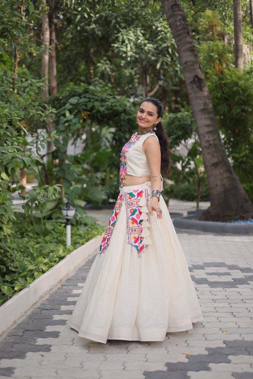 Glorious White Cotton With Kutchi Gamthi Work Lehenga Choli