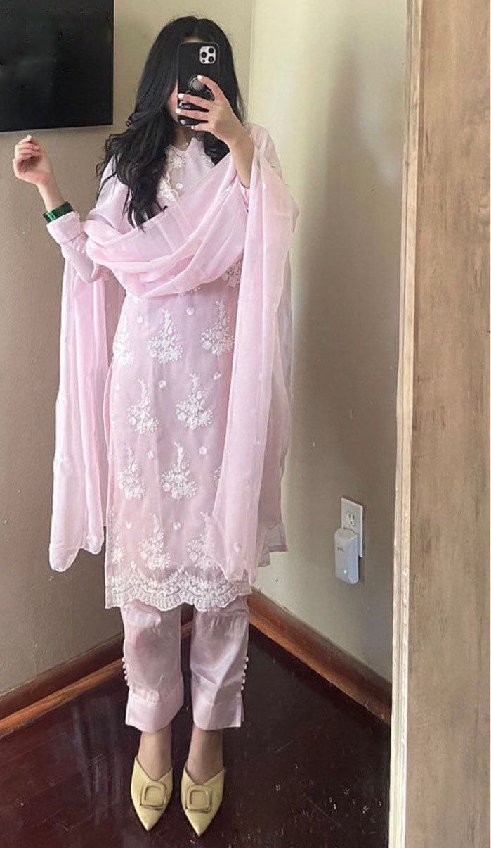 Full-Sleeves Peach Color Thread Cut-Work Salwar Suit