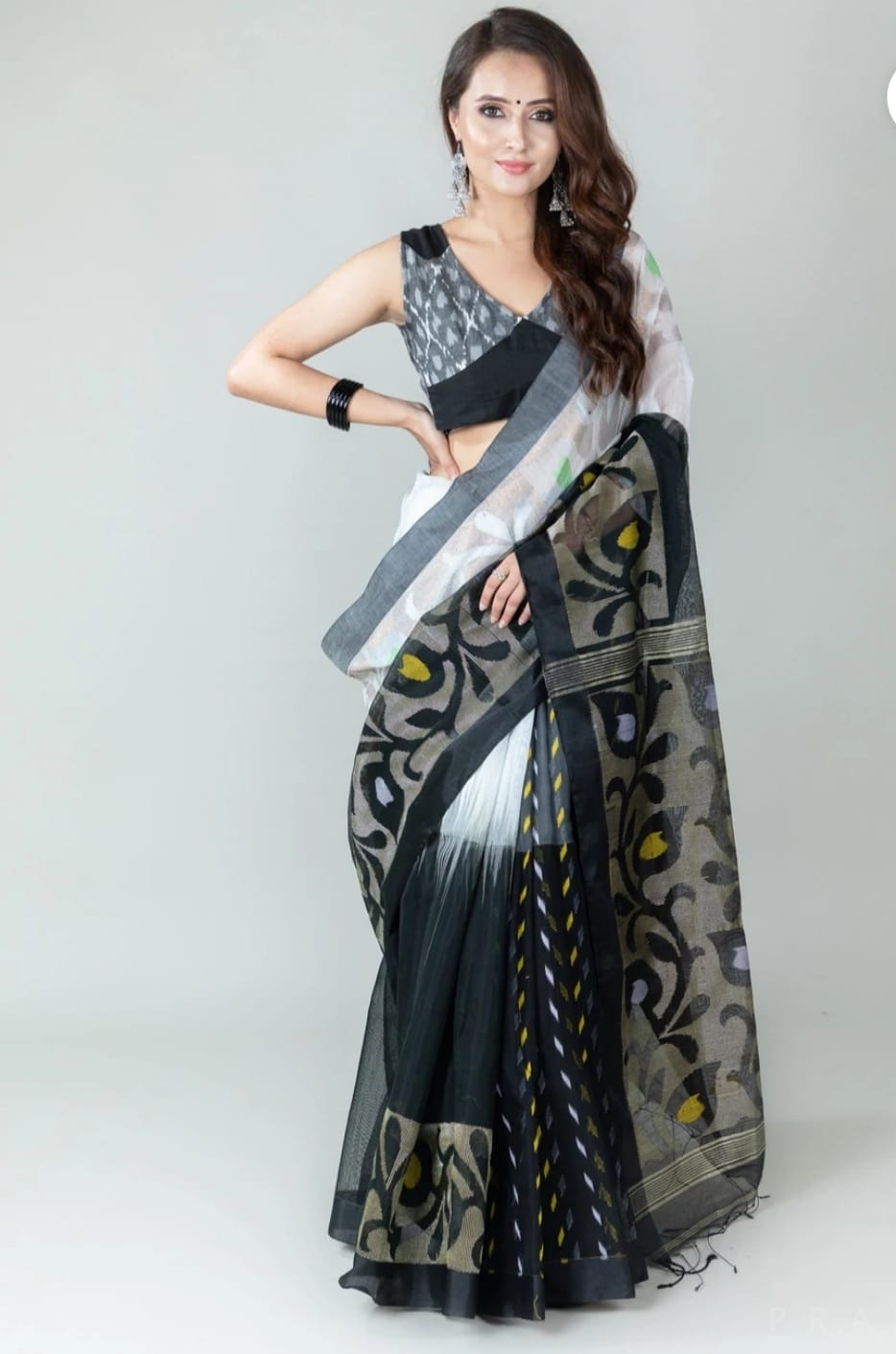 Black And White Color Printed Silk Pretty Saree