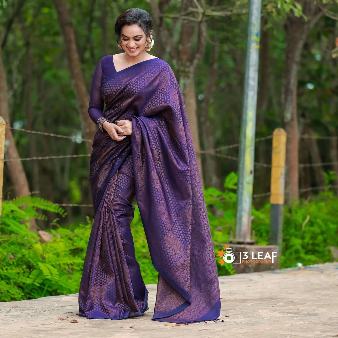 Amazing Purple Color Soft Banarasi Silk Saree