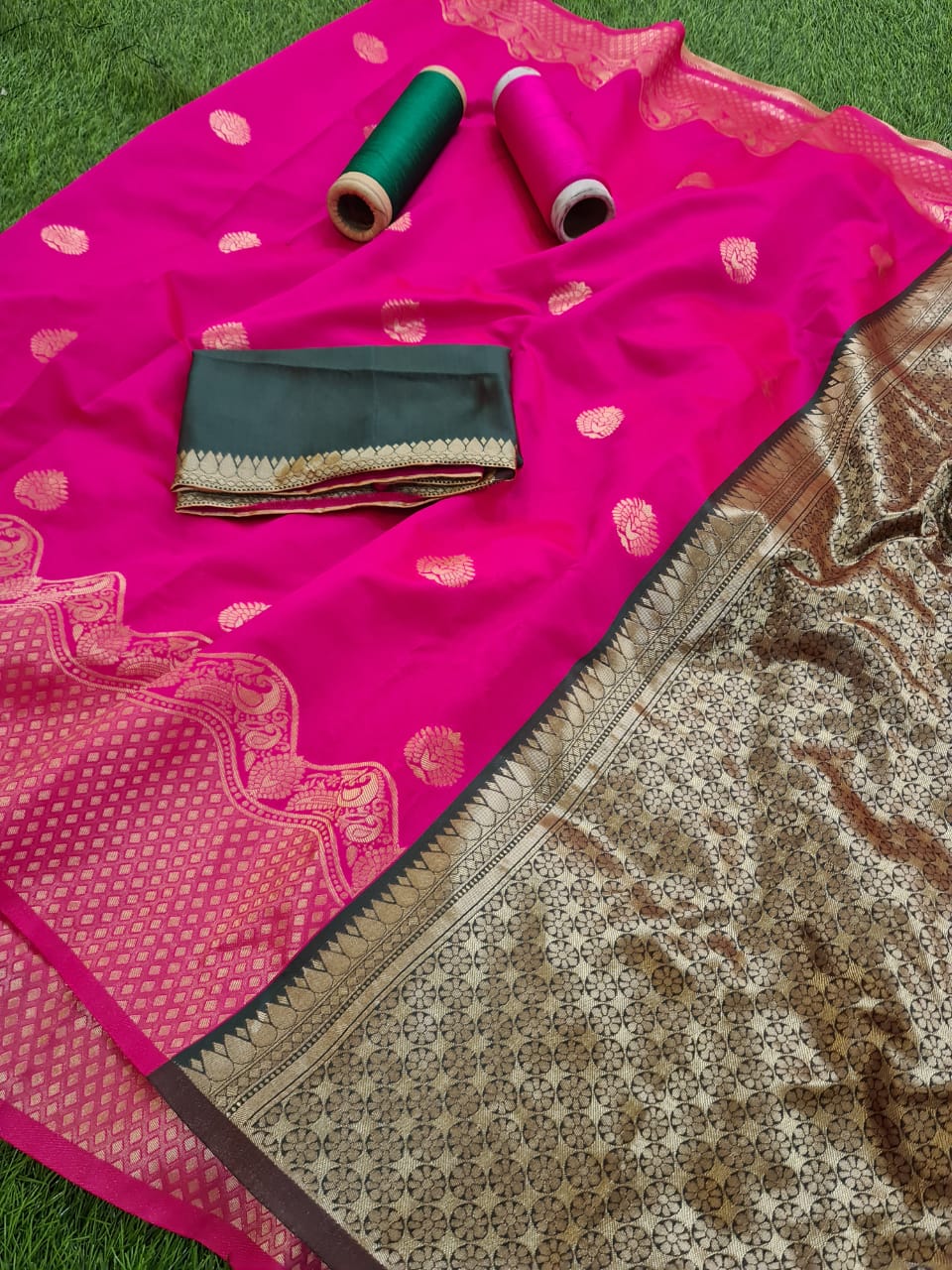 Pretty Pink And Green Banarasi Saree