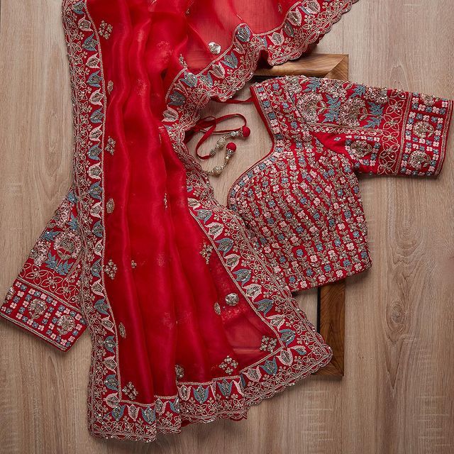 Stylish Red Color Thread Work Rangoli Silk Saree