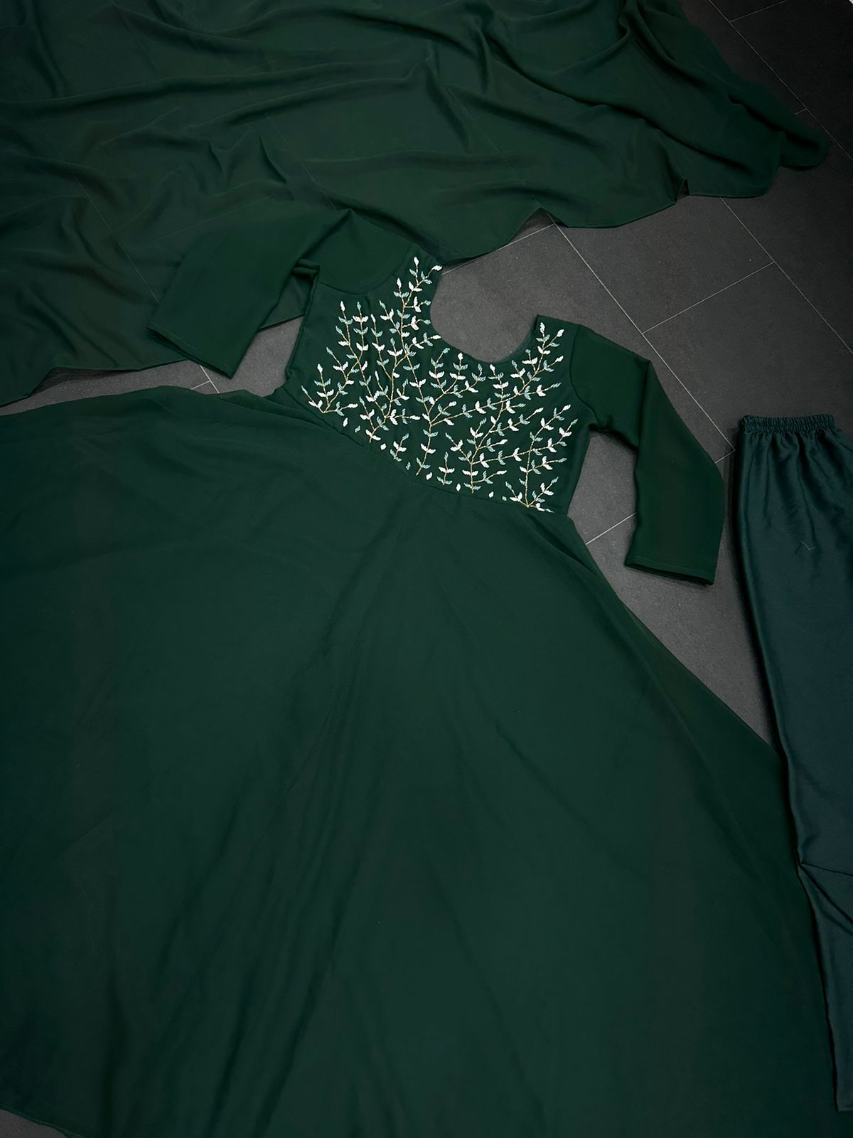 Function Wear Green Color Hand Work Gown
